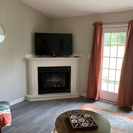 Comfy, Stylish Townhome Near I-20! Огаста Екстер'єр фото