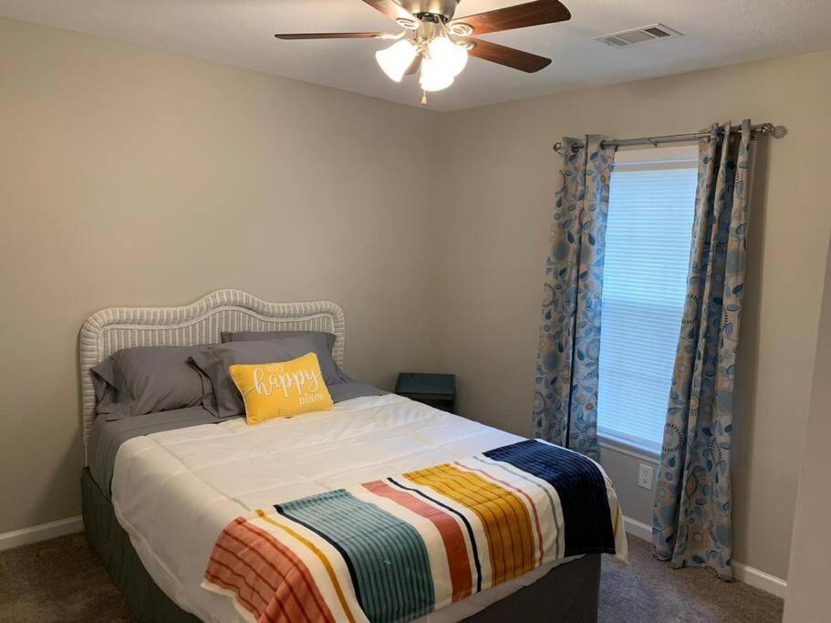 Comfy, Stylish Townhome Near I-20! Огаста Екстер'єр фото
